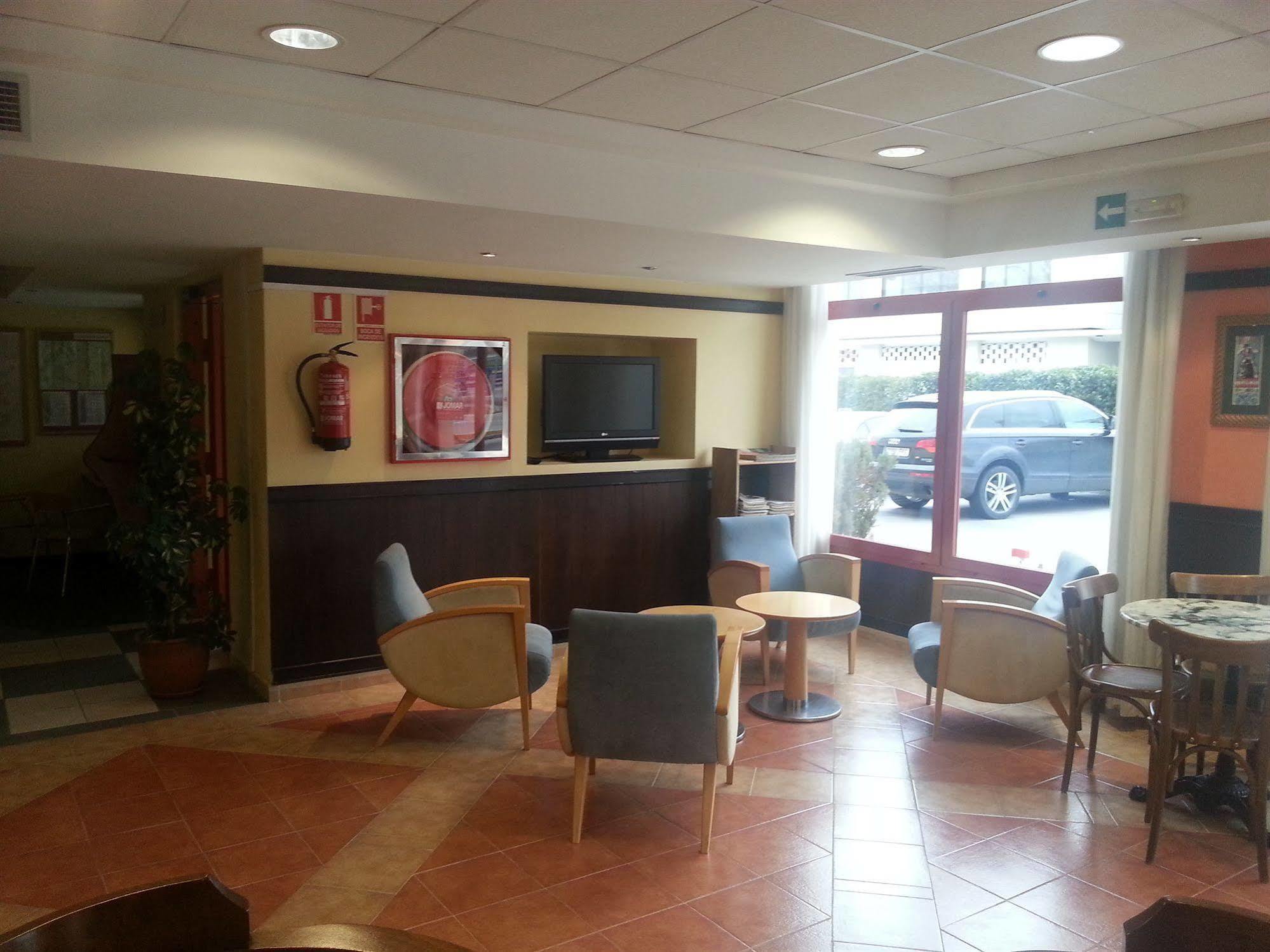 Hotel Iris Guadalajara Bagian luar foto