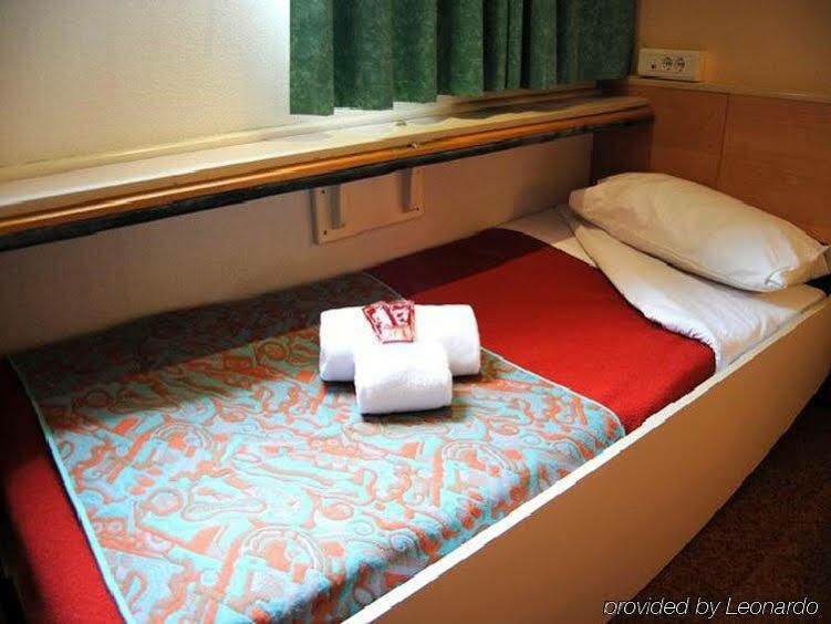 Hotel Iris Guadalajara Bagian luar foto